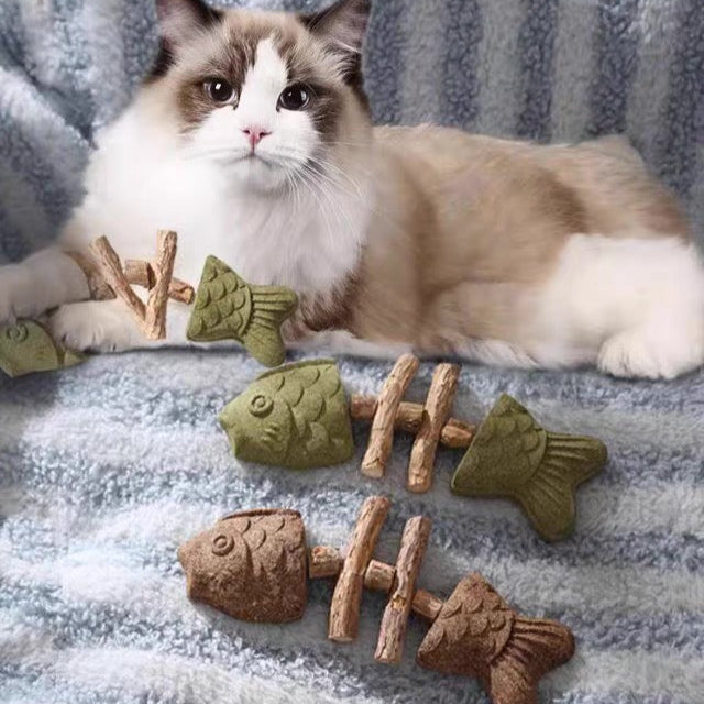 Catnip con forma de pescado para gatos