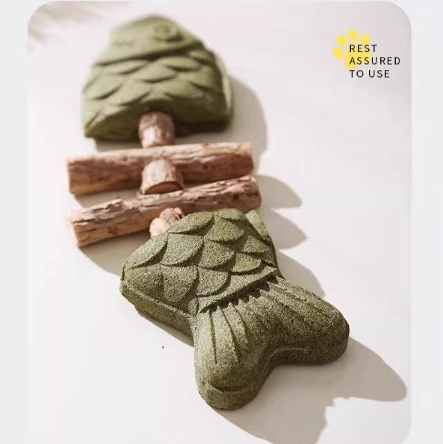 Catnip con forma de pescado para gatos