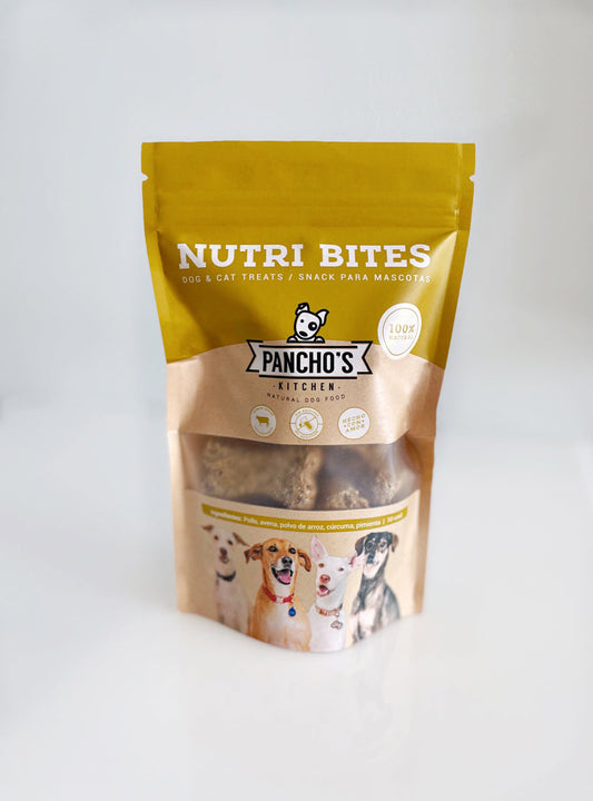 Snacks para Gato y Perro Pancho´s Nutri Bites: Pollo, Avena, Polvo de Arroz, 10 Und.