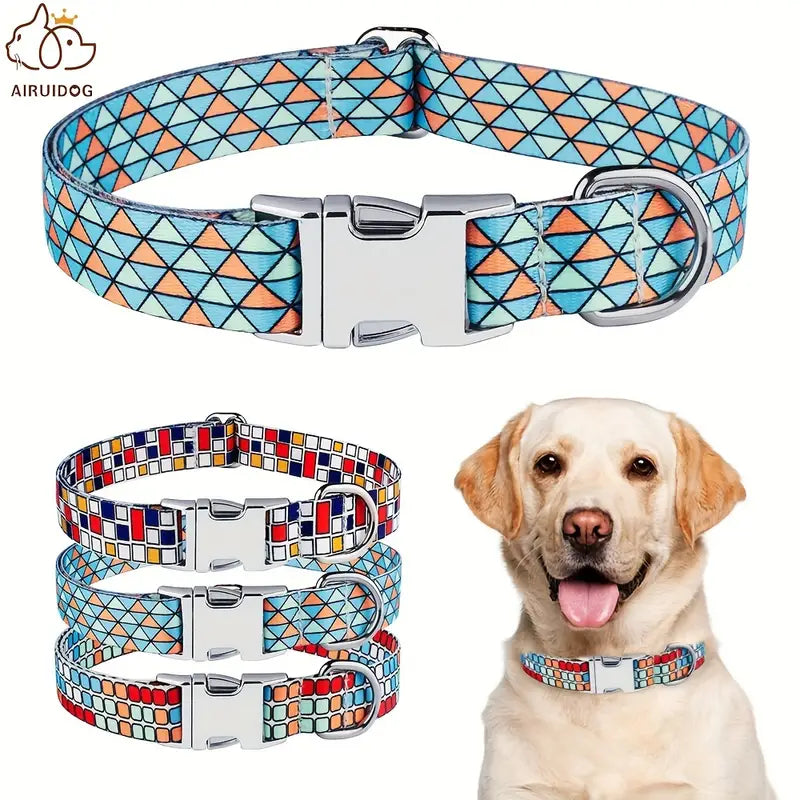 Collar estampado de acero para mascotas