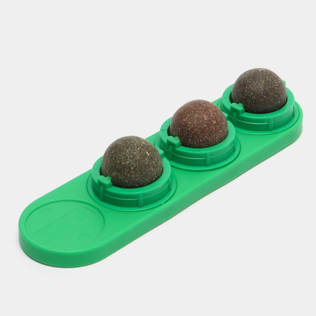 Catnip de 4 piezas adherible a pared y muebles para gatos