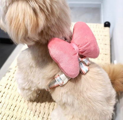 Pechera de peluche de lazo para razas pequeñas