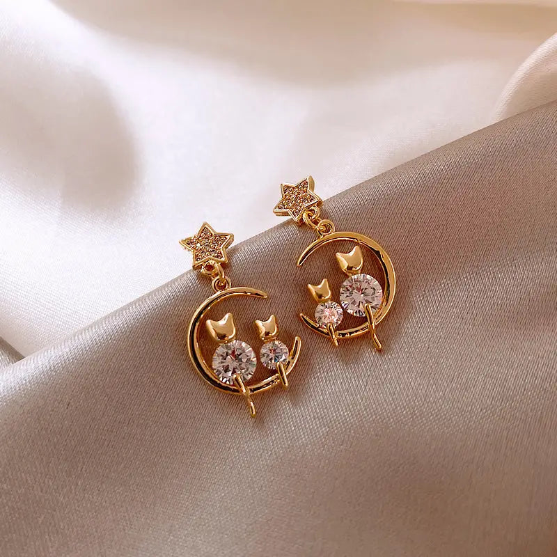 Pendientes Colgantes Estilo Coqueta Luna Brillante