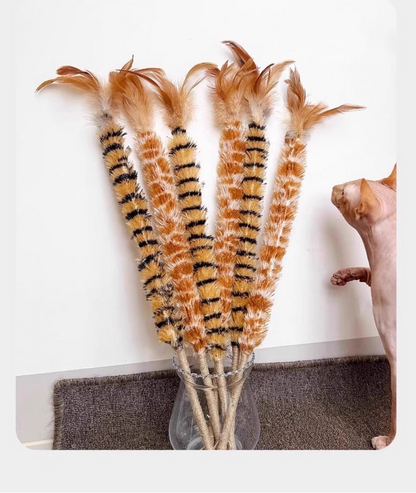 Cañitas de pluma y sisal para gatos