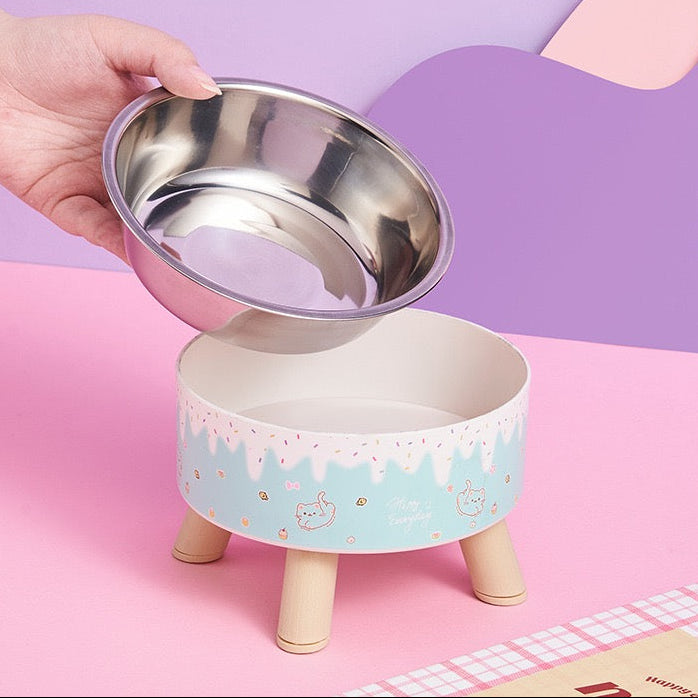 Plato de acero elevado con base plástica (Modelo 08)