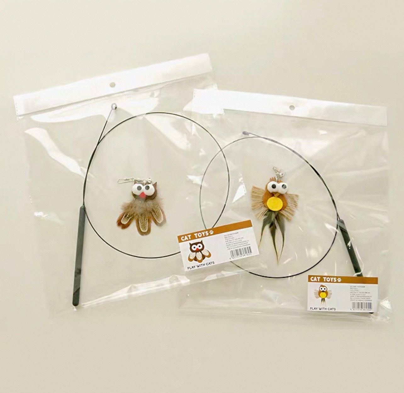 Cañita para gatos con forma de pajaros