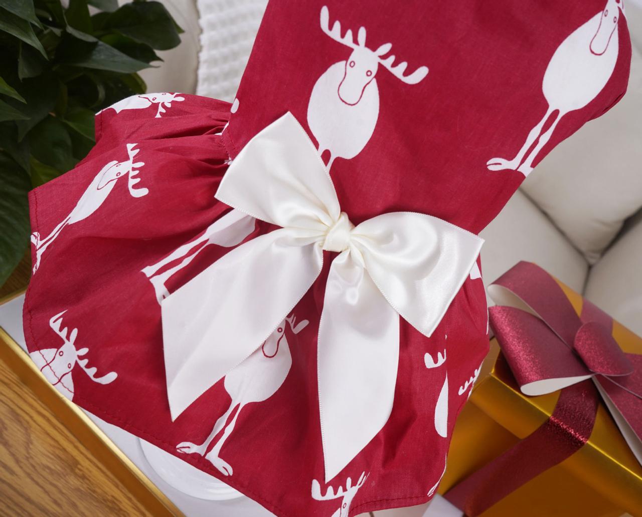 Vestido con lazo de navidad para mascotas