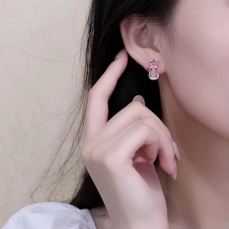 Pendientes de cristal rosa con forma de gato para mujer