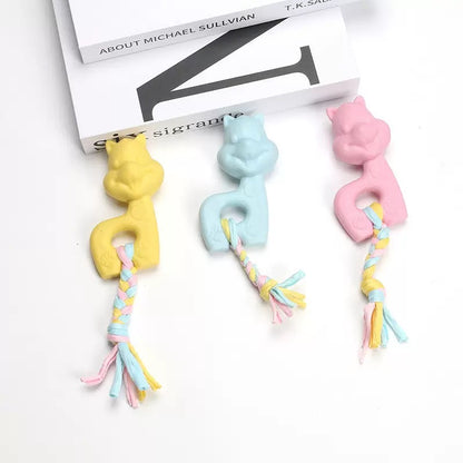 Juguetes de goma variados para perros