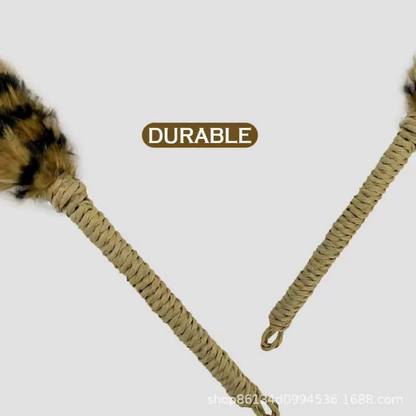 Cañitas de pluma y sisal para gatos