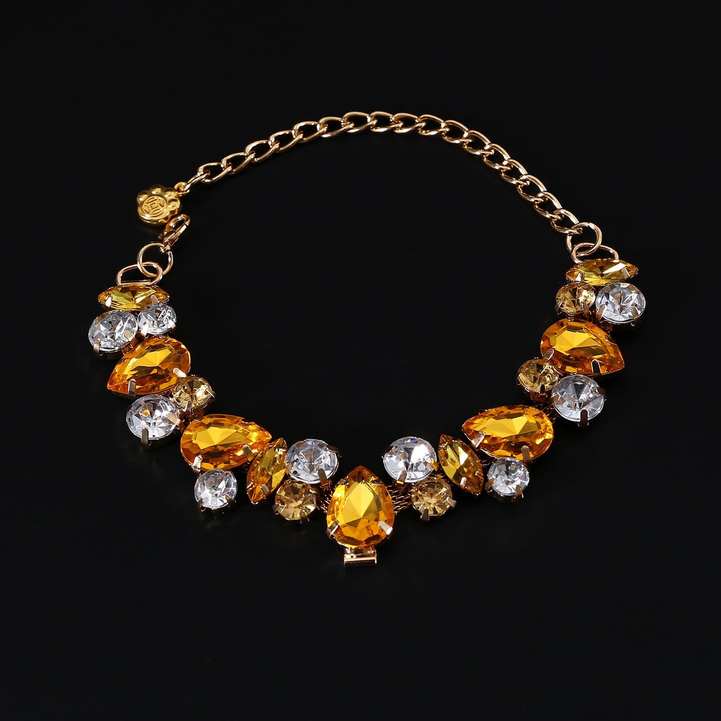 Collar brillante de piedra de colores para mascotas