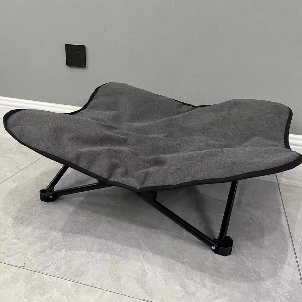 Cama elevada y portátil para perros pequeños y medianos
