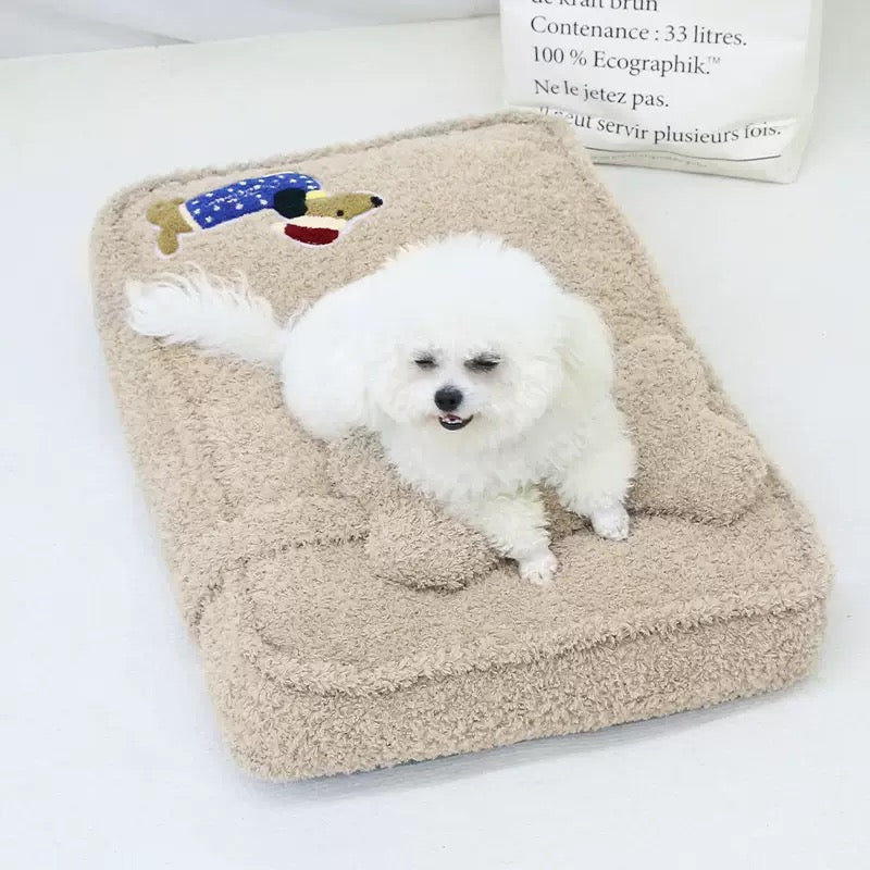 Cama M12 colchón chocolate (67*47*15cm)