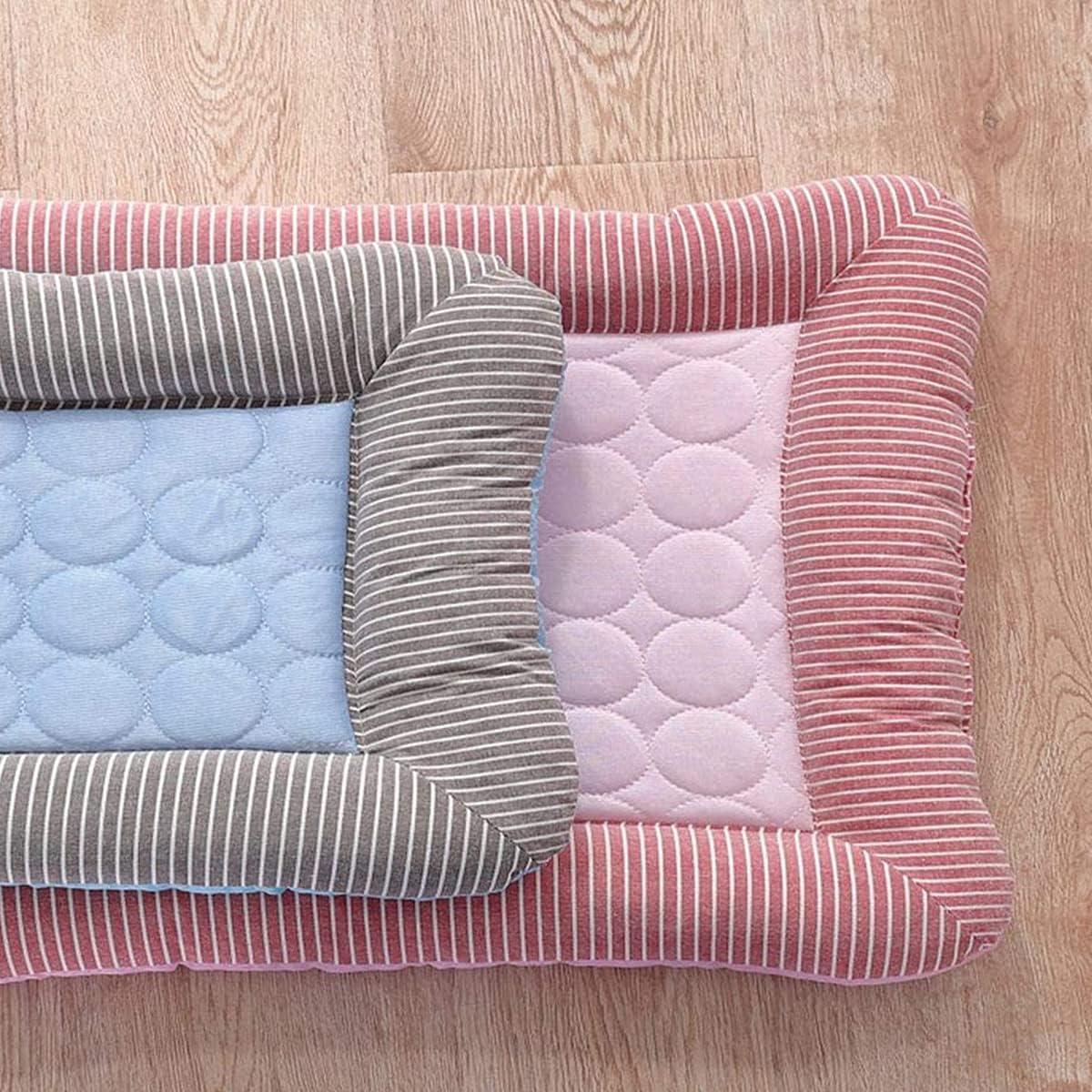 Cama fresca acolchada para mascotas