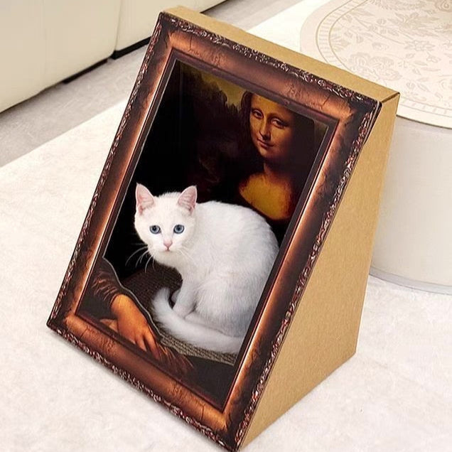 Rascador de cartón para gatos estilo monalisa triangular