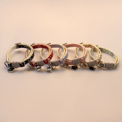 Collar para gatos con dije de huellita