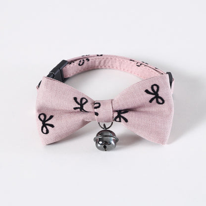 Collar con corbata para mascotas pequeñas