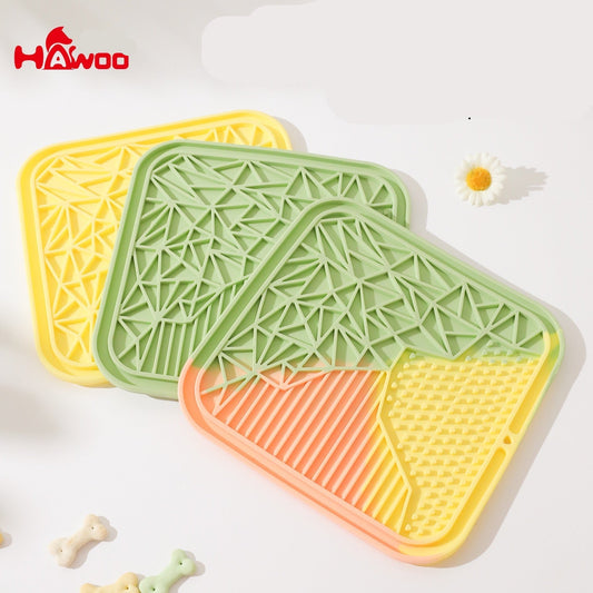 Lick mat cuadrado de colores para mascotas