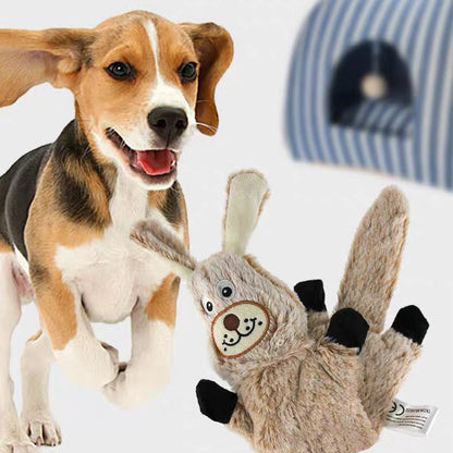 Juguetes de peluches variados para perros