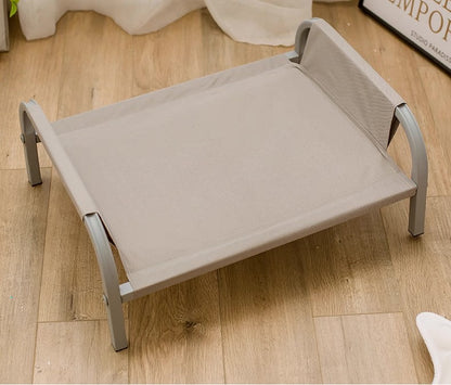 Cama elevada para mascotas (Tres tamaños)