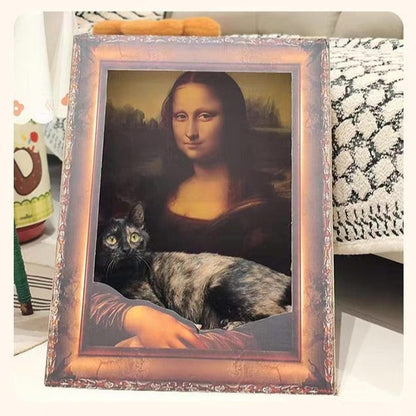 Rascador de cartón para gatos estilo monalisa triangular