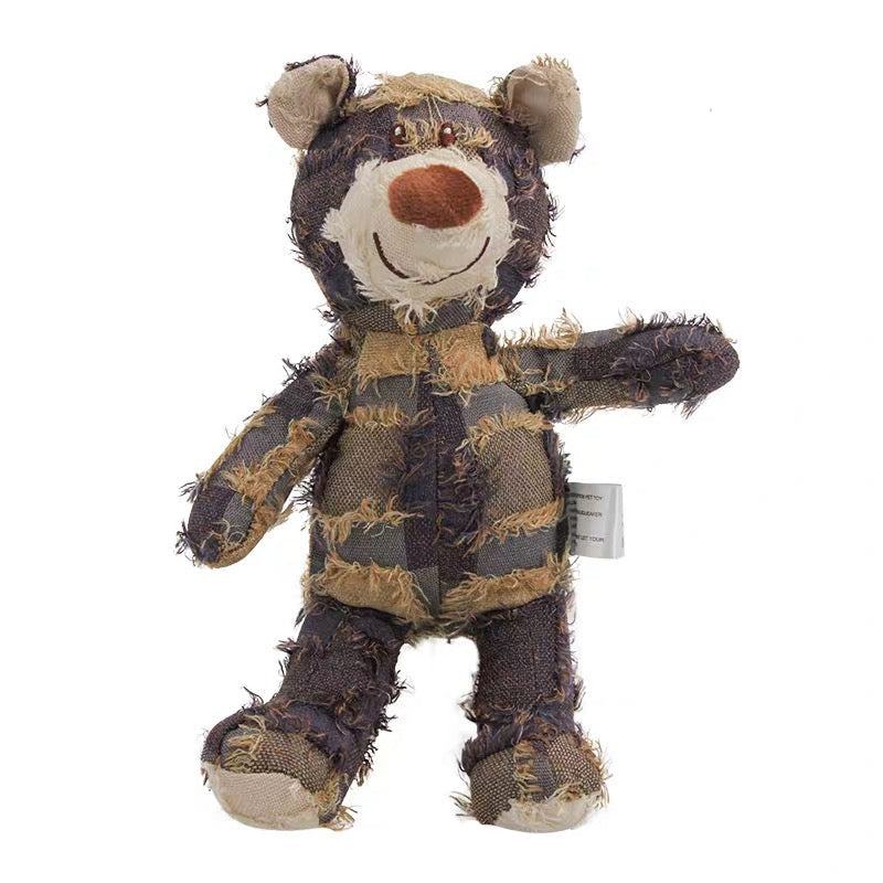 Juguetes de peluches variados para perros
