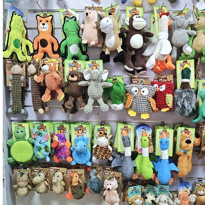 Juguetes de peluche para perros variados
