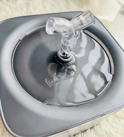 Fuente cuadrada para mascotas 2L (Modelo WF070)