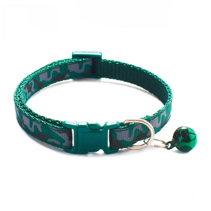 Collares estilo militar para gatos