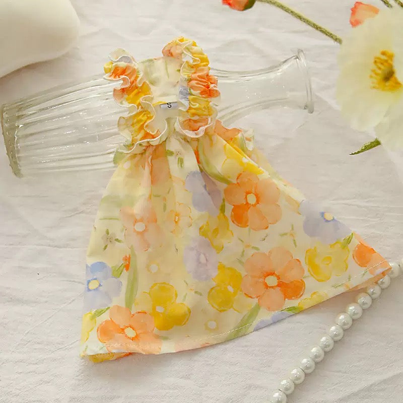 Vestido con gancho para mascotas pequeñas