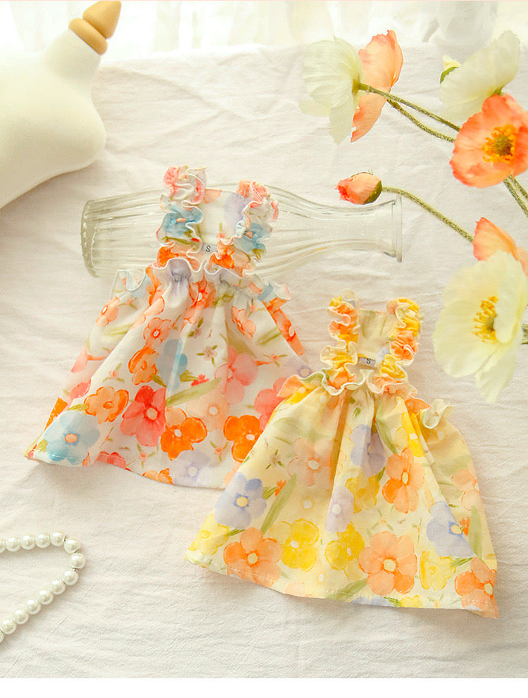 Vestido con gancho para mascotas pequeñas