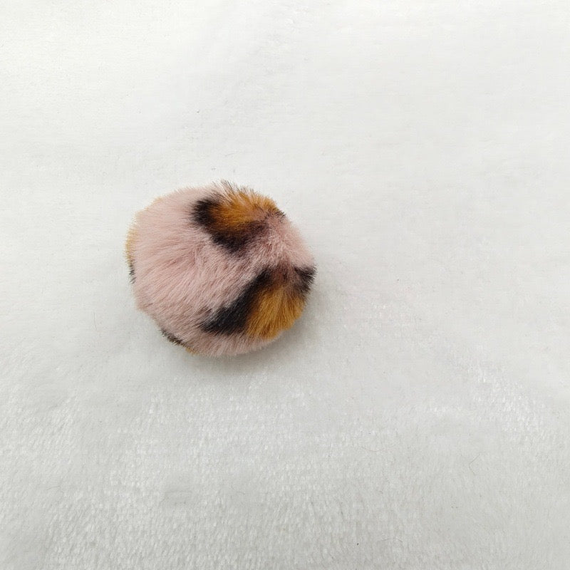 Pelotas peluditas de juguete para gatos