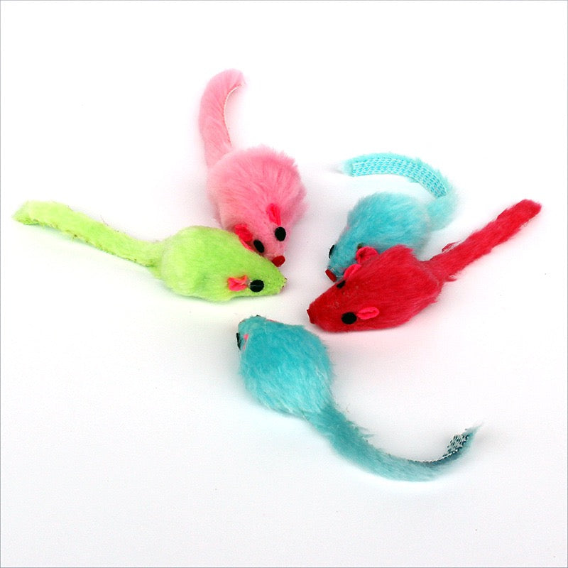 Ratones pequeños individuales para gatos