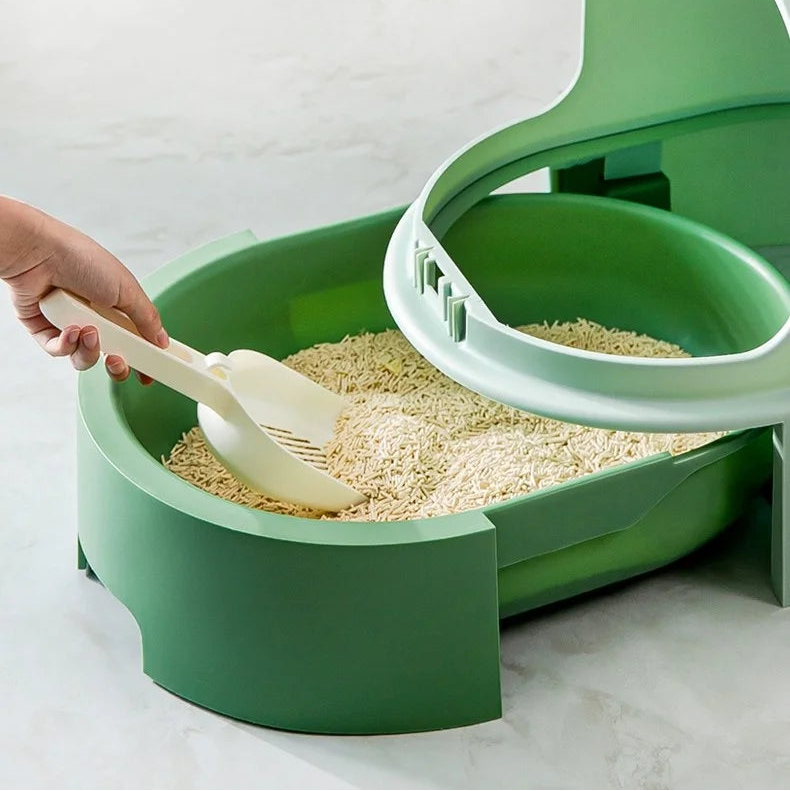 Arenero cerrado estilo capsula negro